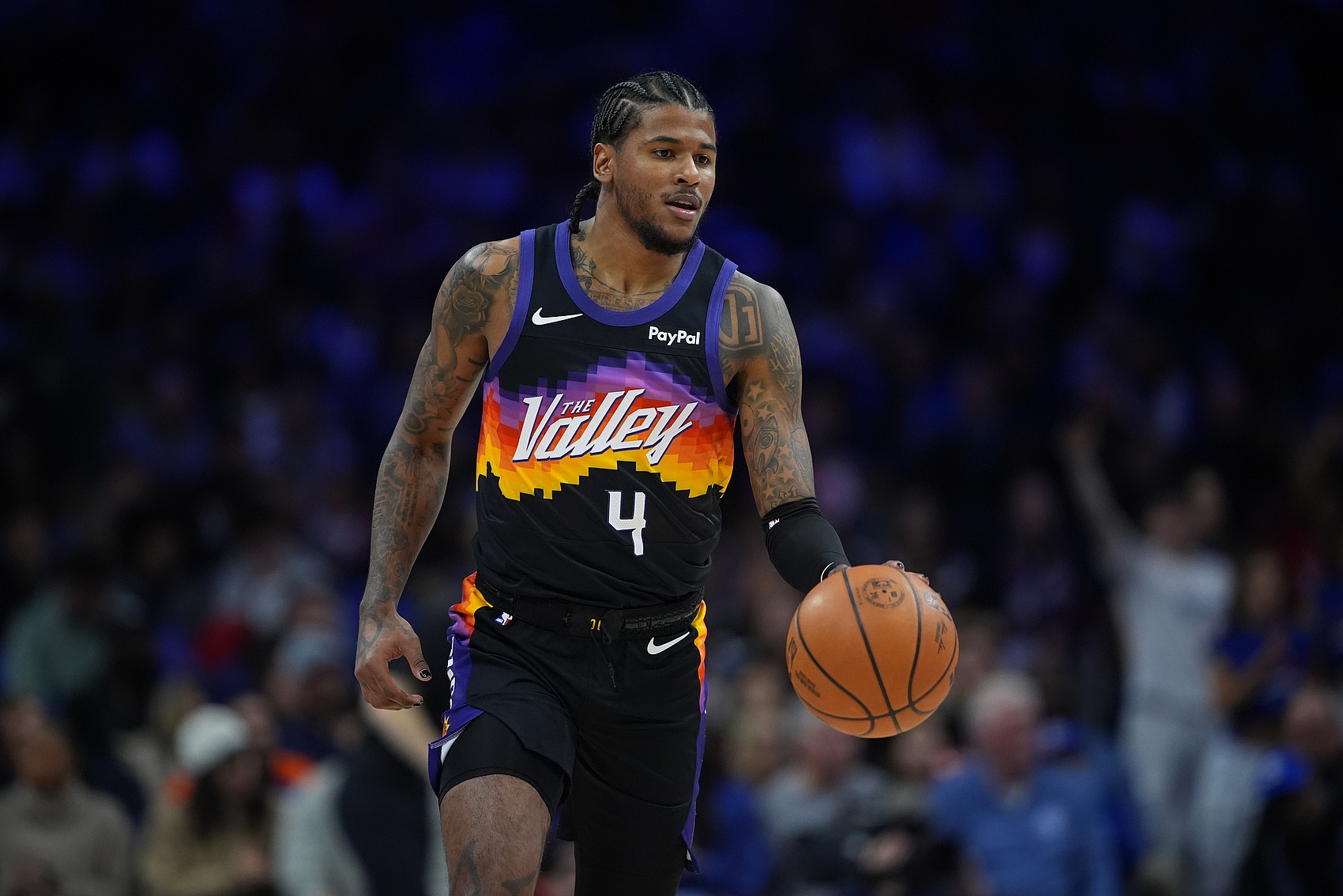 布克：为杰伦·格林的复出感到兴奋 我们见证了他一路以来的努力