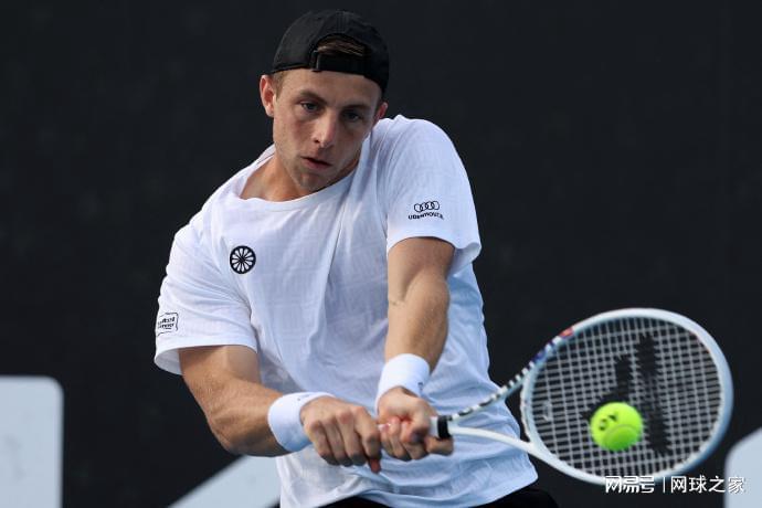 开云iOS-ATP 巡回赛近 30 年 7 人决赛前退赛，多位名将曾无奈缺席